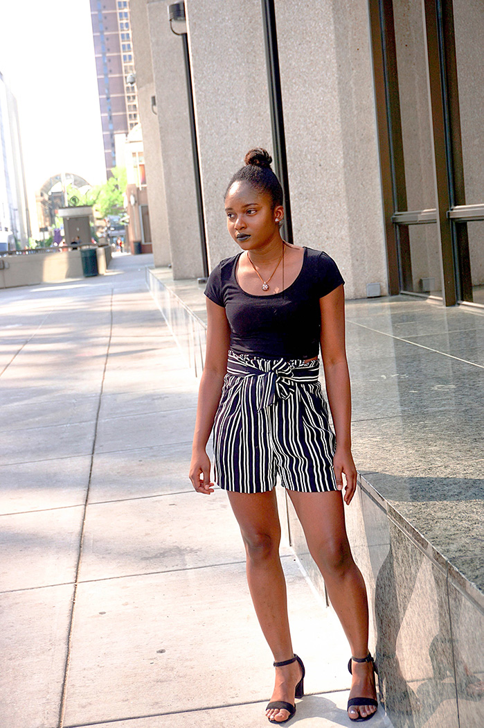 STYLING WITH STRIPED FITTED SHORTS:A CASUAL HOT SUMMER LOOK