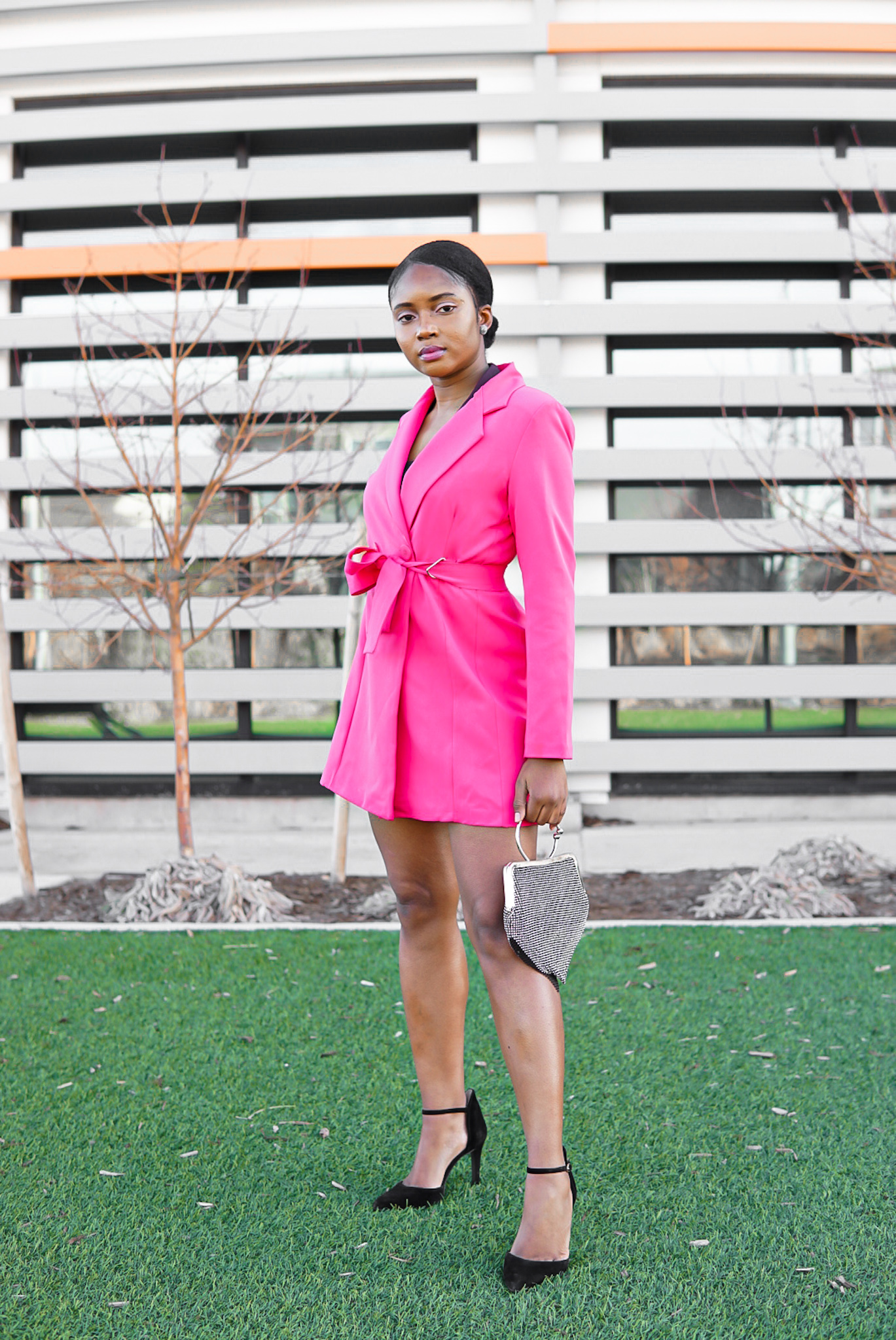 WAYS YOU TO PULL OFF TRENDY BOLD COLORS